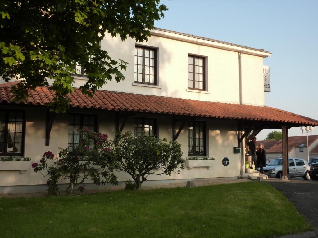 Hôtel des Biches Nuaillé Exterior foto